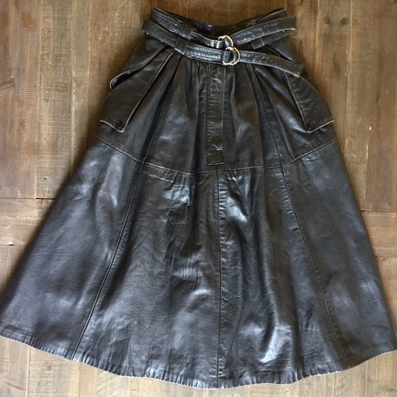 Dresses & Skirts - Vintage Sabah Leather Flare Skirt Size XS!